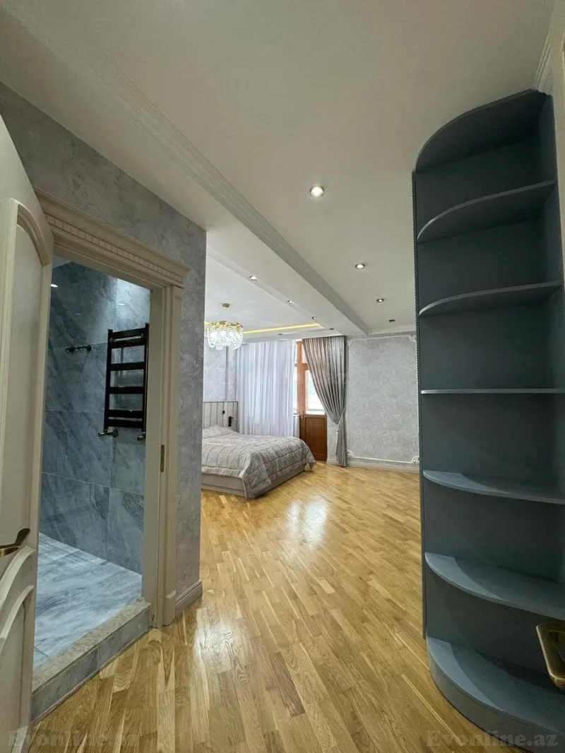 Satılır 4 otaqlı Mənzil Yeni tikili 240 m² Nəsimi r. - şəkil 14