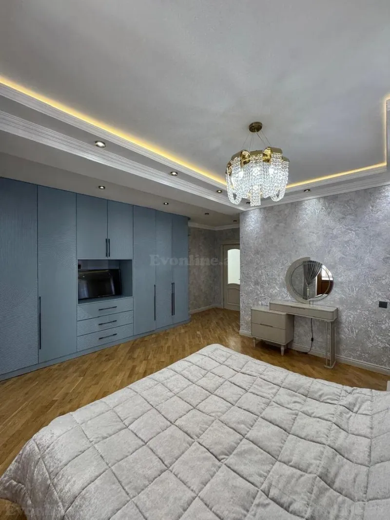 Satılır 4 otaqlı Mənzil Yeni tikili 240 m² Nəsimi r. - şəkil 15
