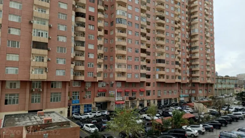Kirayə verilir 3 otaqlı Mənzil Yeni tikili 170 m² Nərimanov r.