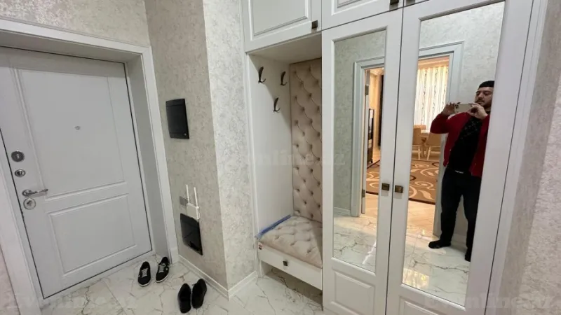 Kirayə verilir 3 otaqlı Mənzil Yeni tikili 130 m² Elmlər Akademiyası m. - şəkil 8