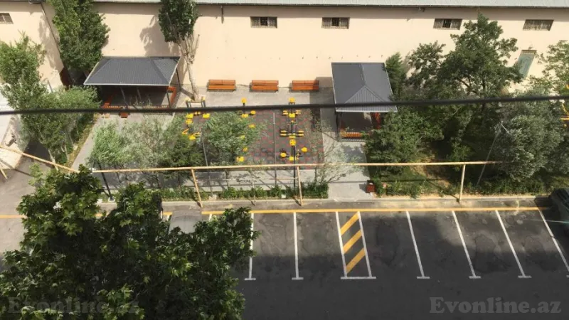 Satılır 4 otaqlı Mənzil Köhnə tikili 90 m² Sabunçu r. - şəkil 3