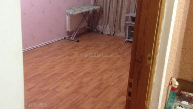 Kirayə verilir 4 otaqlı Mənzil Köhnə tikili 90 m² Sabunçu r. - şəkil 6