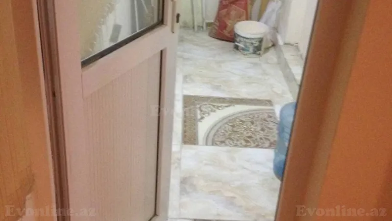 Kirayə verilir 4 otaqlı Mənzil Köhnə tikili 90 m² Sabunçu r. - şəkil 11