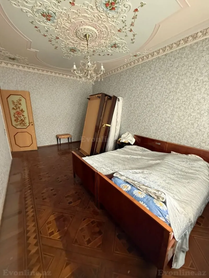 Satılır 5 otaqlı Mənzil Köhnə tikili 120 m² Xalqlar Dostluğu m. - şəkil 7