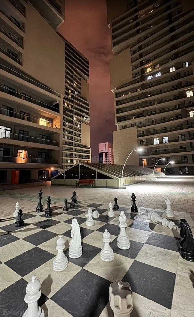 Satılır 4 otaqlı Mənzil Yeni tikili 180 m² Yasamal - şəkil 2