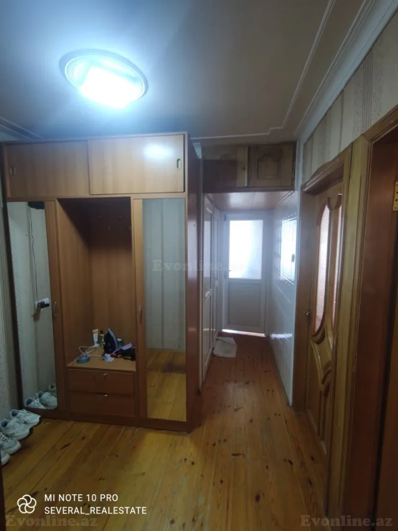 Kirayə verilir 3 otaqlı Mənzil Köhnə tikili 80 m² Neftçilər m. - şəkil 7