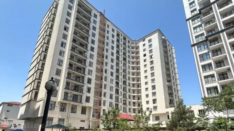 Bakı, Nərimanov r., Nəriman Nərimanov m.da 4 otaqlı mənzil satılır