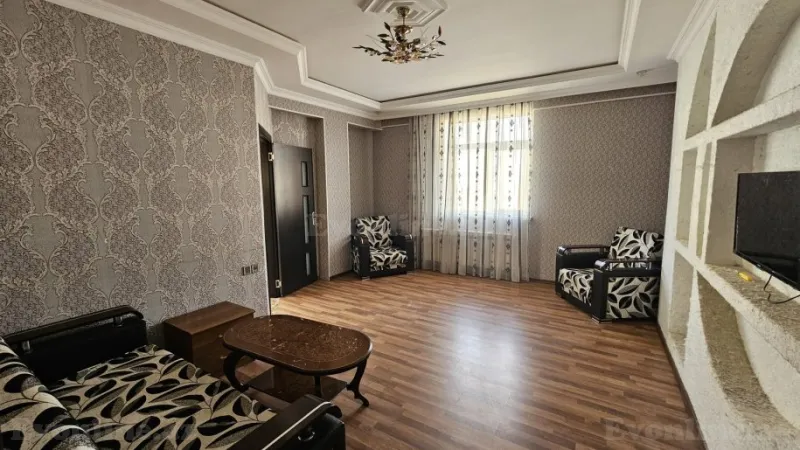 Bakı, Abşeron r., Masazırda 2 otaqlı mənzil kirayə verilir