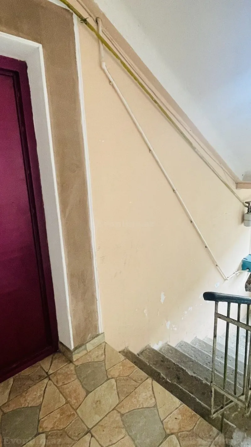 Kirayə verilir 2 otaqlı Mənzil Köhnə tikili 45 m² 8-ci kilometr