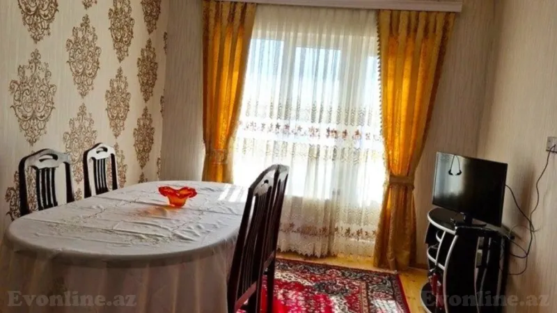 Satılır 3 otaqlı Mənzil Köhnə tikili 90 m² Əhmədli m.