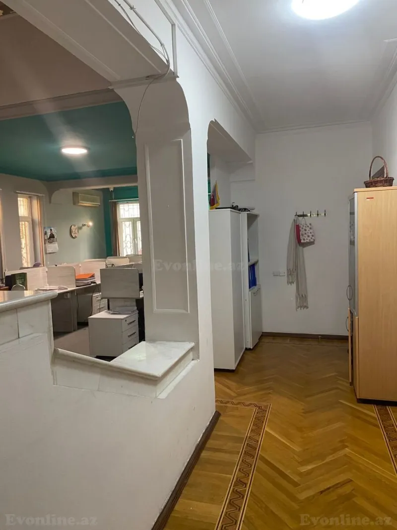 Kirayə verilir Ofis 800 m² Nərimanov r. - şəkil 22