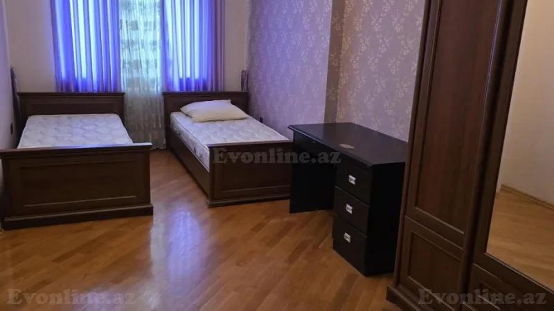 Satılır 3 otaqlı Mənzil Yeni tikili 135 m² Nizami m. - şəkil 2