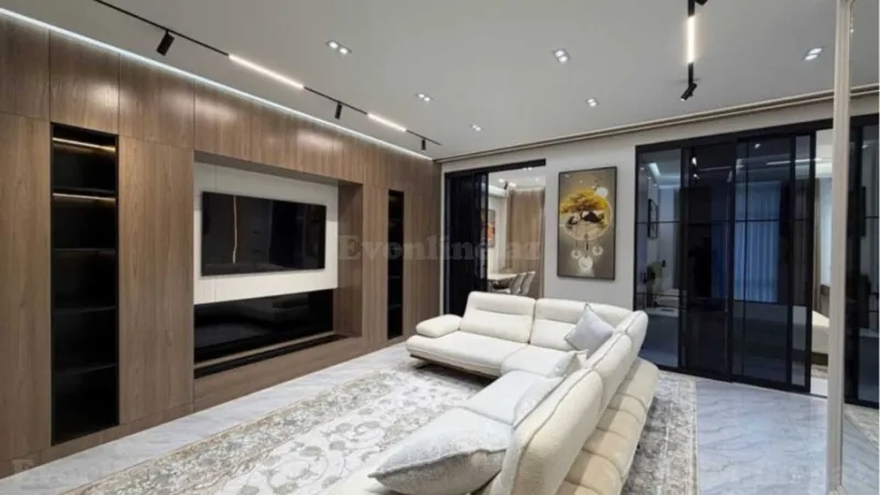 Kirayə verilir 2 otaqlı Mənzil Yeni tikili 100 m² 8 Noyabr m.