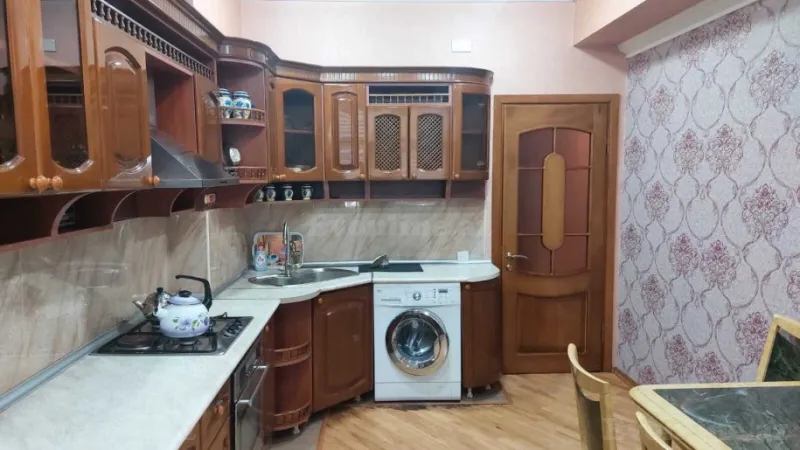 Satılır 2 otaqlı Mənzil Yeni tikili 85 m² Nəsimi r. - şəkil 13