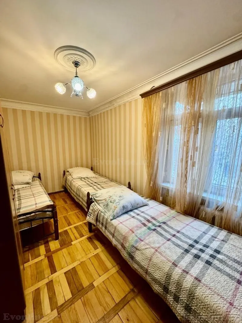 Satılır 2 otaqlı Mənzil Köhnə tikili 60 m² Elmlər Akademiyası m. - şəkil 5