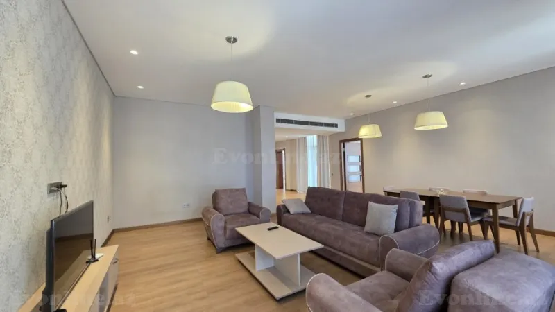 Kirayə verilir 4 otaqlı Mənzil Yeni tikili 180 m² Xətai m. - şəkil 4