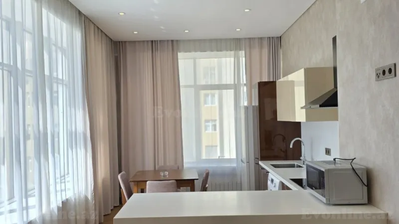 Kirayə verilir 4 otaqlı Mənzil Yeni tikili 180 m² Xətai m. - şəkil 6