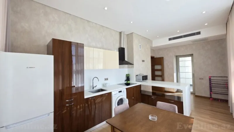 Kirayə verilir 4 otaqlı Mənzil Yeni tikili 180 m² Xətai m. - şəkil 9