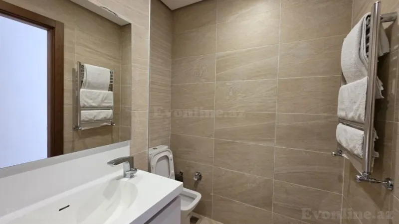 Kirayə verilir 4 otaqlı Mənzil Yeni tikili 180 m² Xətai m. - şəkil 23