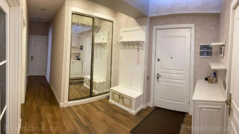 Kirayə verilir 3 otaqlı Mənzil Yeni tikili 114 m² Xətai m.