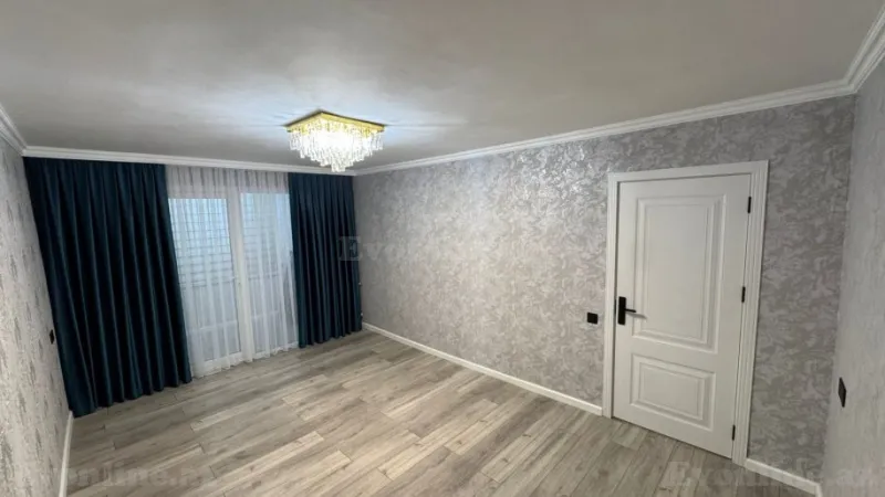 Satılır 3 otaqlı Mənzil Köhnə tikili 75 m² Nərimanov r. - şəkil 6