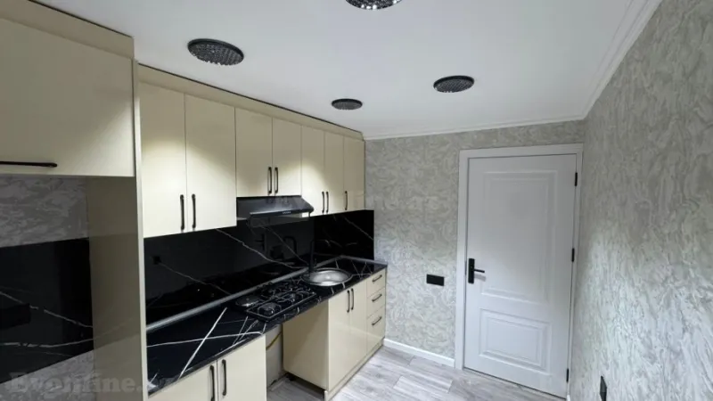 Satılır 3 otaqlı Mənzil Köhnə tikili 75 m² Nərimanov r. - şəkil 10