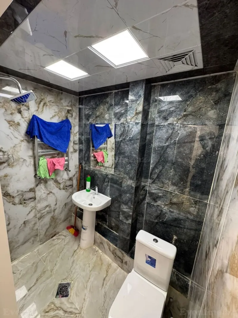 Satılır 3 otaqlı Mənzil Köhnə tikili 75 m² Nərimanov r. - şəkil 11