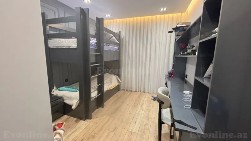 Satılır 5 otaqlı Mənzil Köhnə tikili 120 m² Yeni Yasamal - şəkil 6