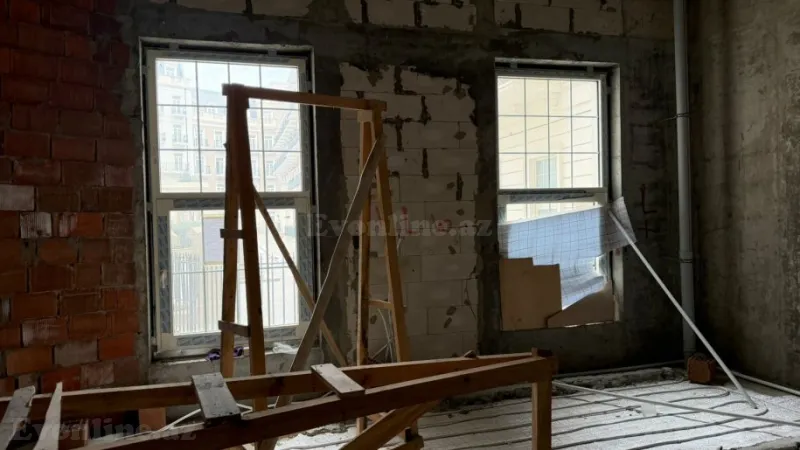 Satılır 4 otaqlı Mənzil Yeni tikili 152 m² Xətai r. - şəkil 5