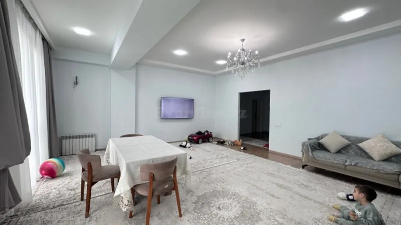 Kirayə verilir 4 otaqlı Mənzil Yeni tikili 160 m² Elmlər Akademiyası m. - şəkil 2