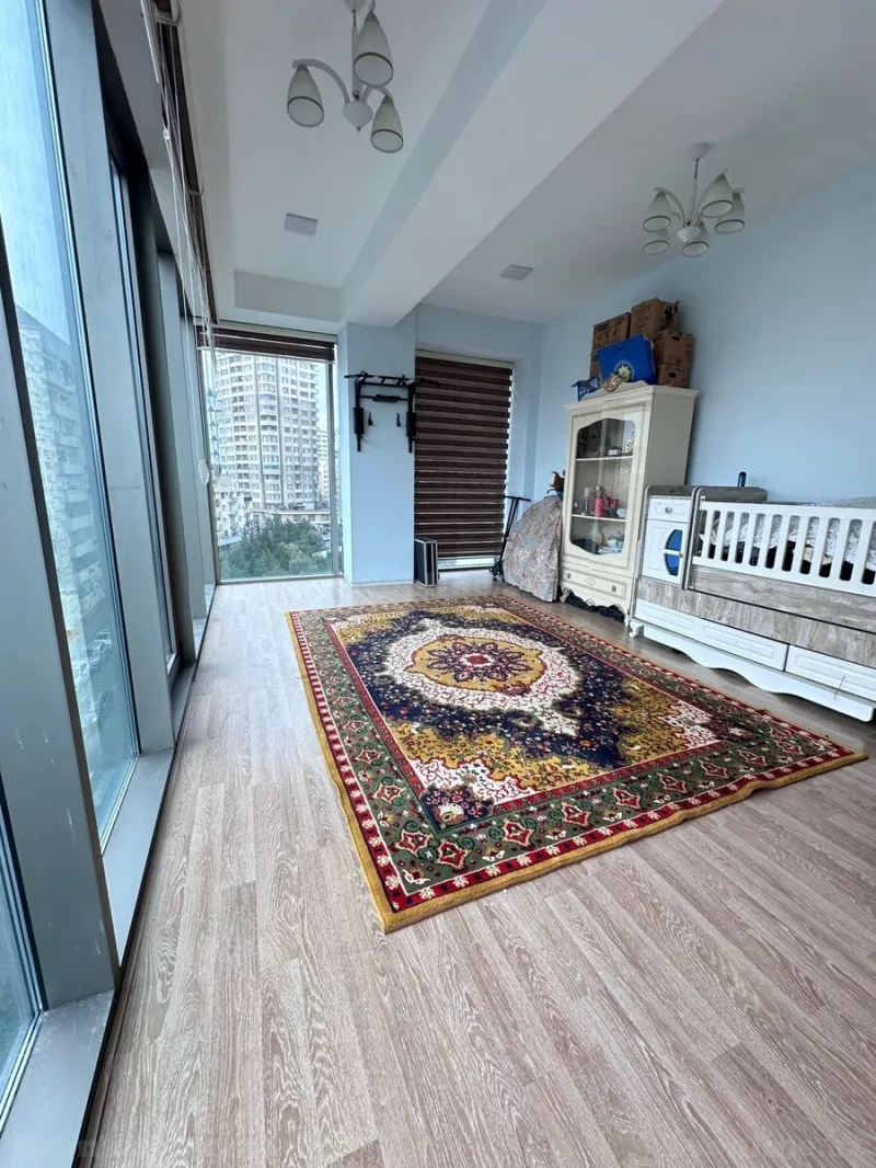 Kirayə verilir 4 otaqlı Mənzil Yeni tikili 160 m² Elmlər Akademiyası m. - şəkil 7