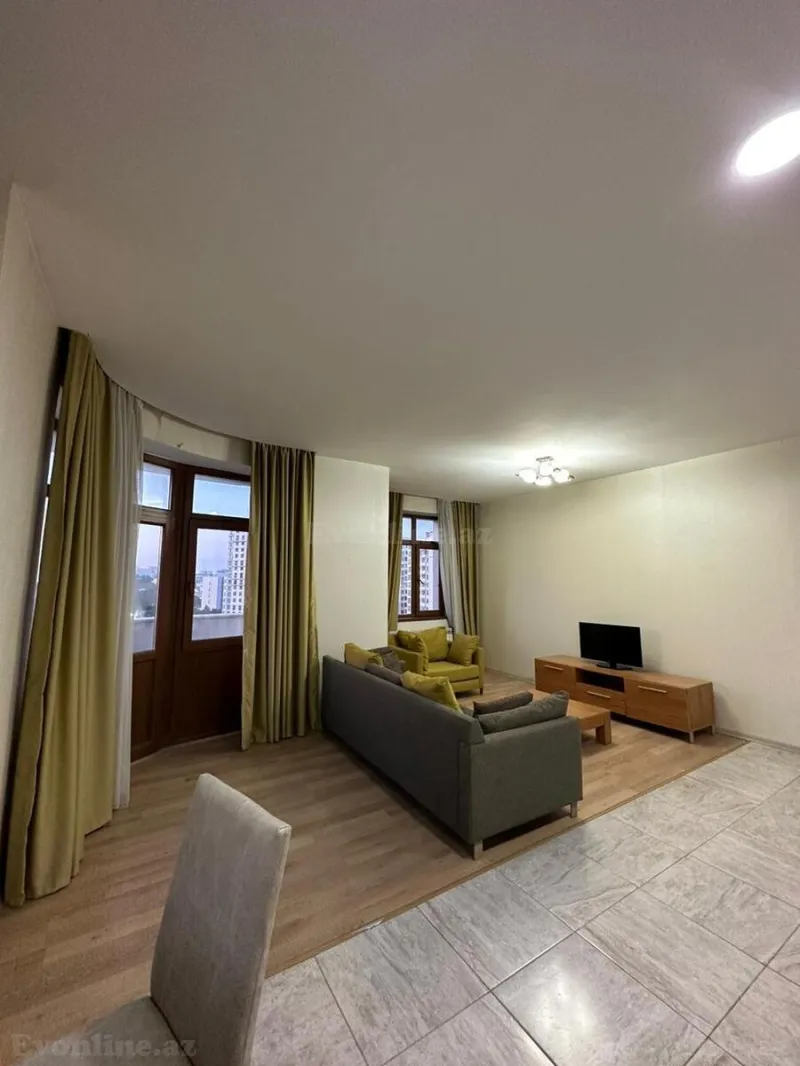 Kirayə verilir 2 otaqlı Mənzil Yeni tikili 75 m² Gənclik m. - şəkil 4