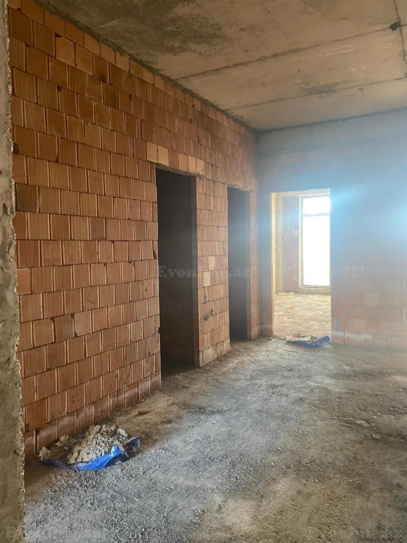 Satılır 4 otaqlı Mənzil Yeni tikili 165 m² 28 May m. - şəkil 2