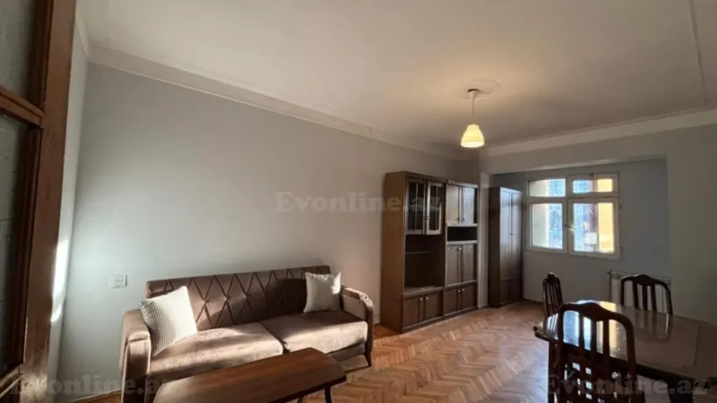 2 otaqlı Mənzil 74 m² İnşaatçılar m. Kirayə verilir