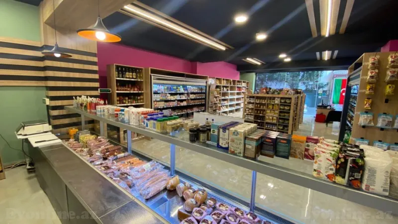 Bakı, Yasamal r., İnşaatçılar m.da obyekt satılır