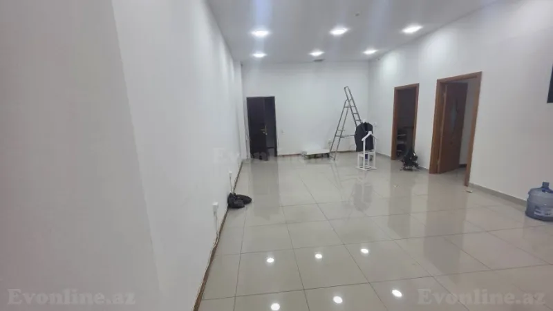 3 otaqlı Ofis 80 m² Nəriman Nərimanov m. Kirayə verilir