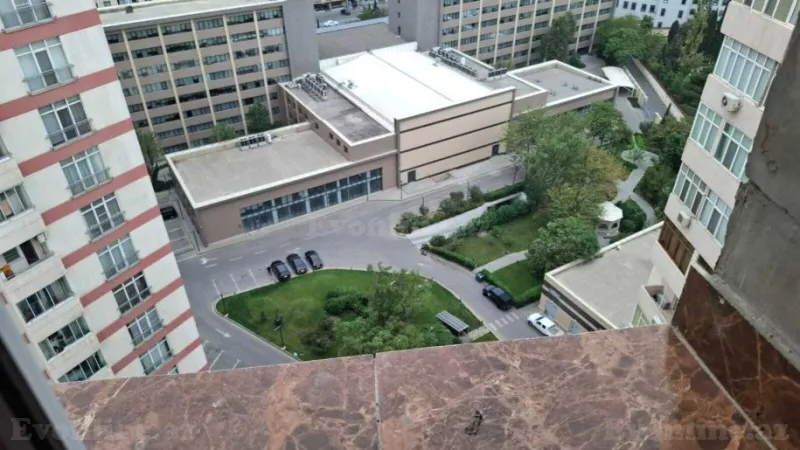 Satılır 2 otaqlı Mənzil Yeni tikili 70 m² 20 Yanvar m. - şəkil 13