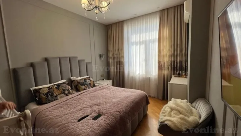 Satılır 3 otaqlı Mənzil Yeni tikili 145 m² Neftçilər m. - şəkil 3
