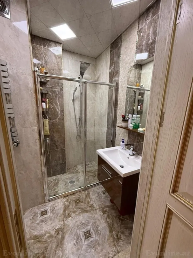 Satılır 3 otaqlı Mənzil Yeni tikili 145 m² Neftçilər m. - şəkil 9