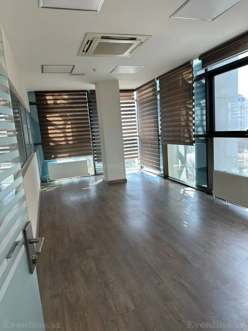 Kirayə verilir Ofis 310 m² Nəsimi r. - şəkil 3