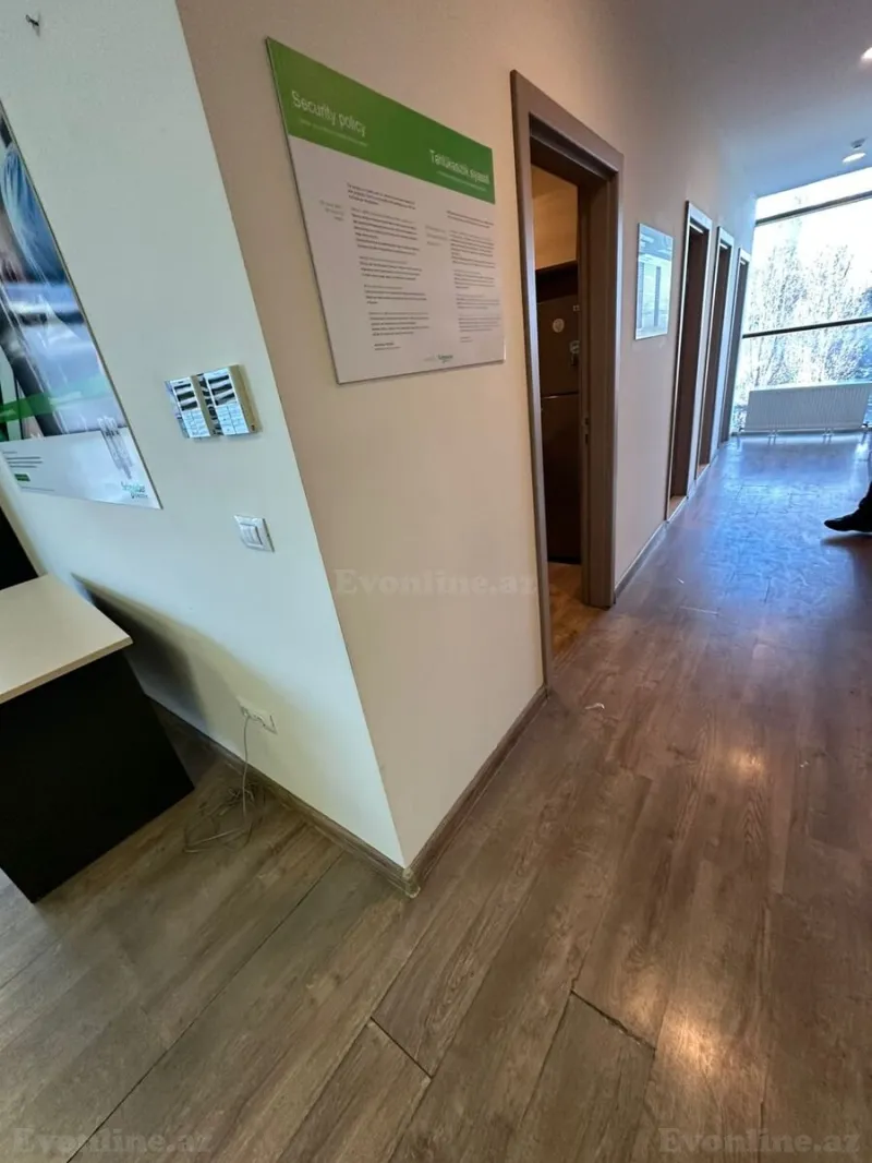 Kirayə verilir Ofis 310 m² Nəsimi r. - şəkil 9