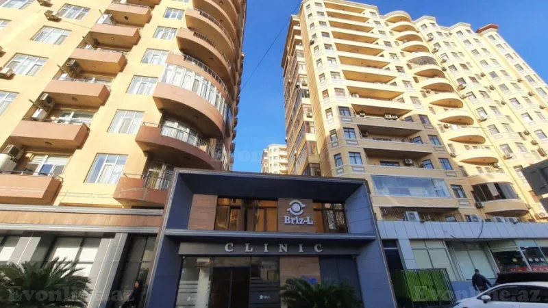 4 otaqlı Mənzil 214 m² Nəsimi r. Satılır