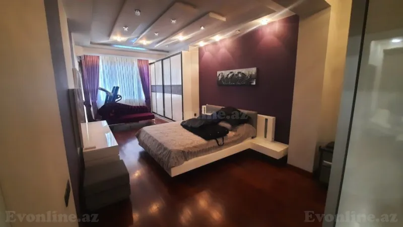 Satılır 4 otaqlı Mənzil Yeni tikili 214 m² Nəsimi r. - şəkil 11