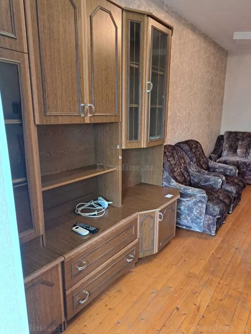 2 otaqlı Mənzil 50 m² Elmlər Akademiyası m. Kirayə verilir