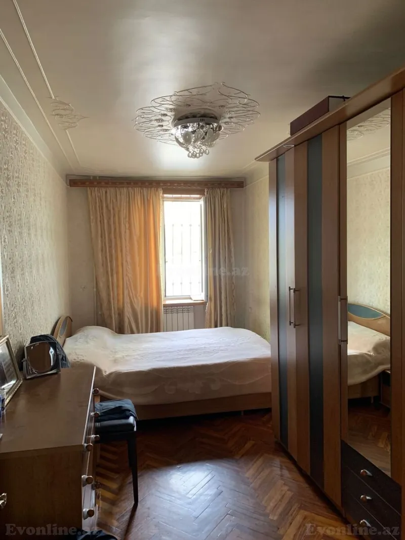 Kirayə verilir 3 otaqlı Mənzil Köhnə tikili 70 m² Elmlər Akademiyası m. - şəkil 3