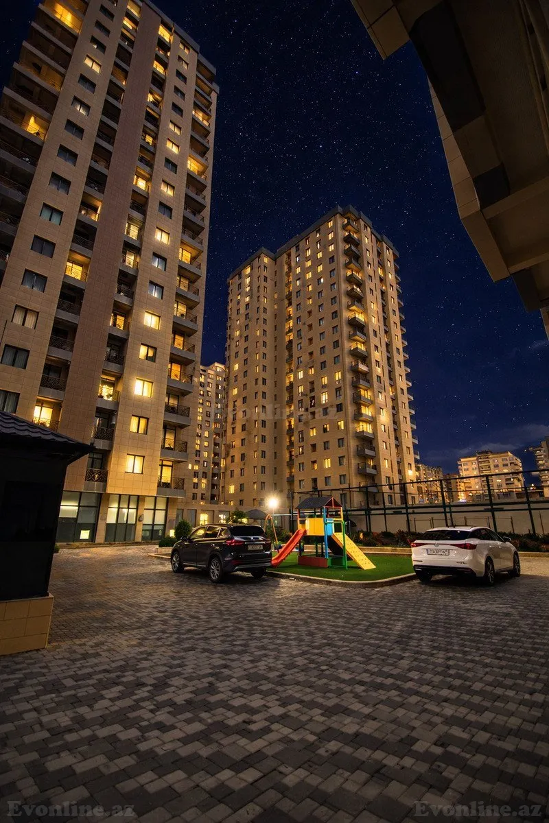 Satılır 4 otaqlı Mənzil Yeni tikili 192.5 m² Nəsimi r. - şəkil 4