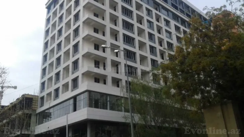 Satılır 3 otaqlı Mənzil Yeni tikili 110 m² 28 May m.