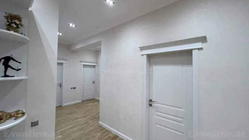 Satılır 4 otaqlı Mənzil Yeni tikili 175 m² Gənclik m. - şəkil 5