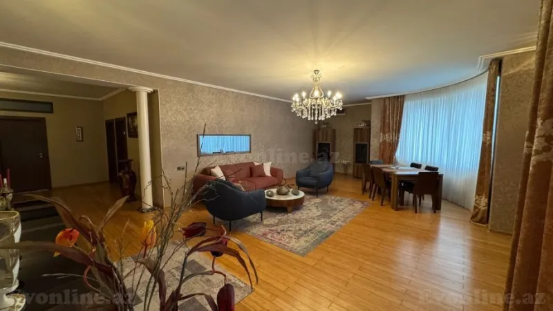 4 otaqlı Mənzil 200 m² Xətai m. Satılır
