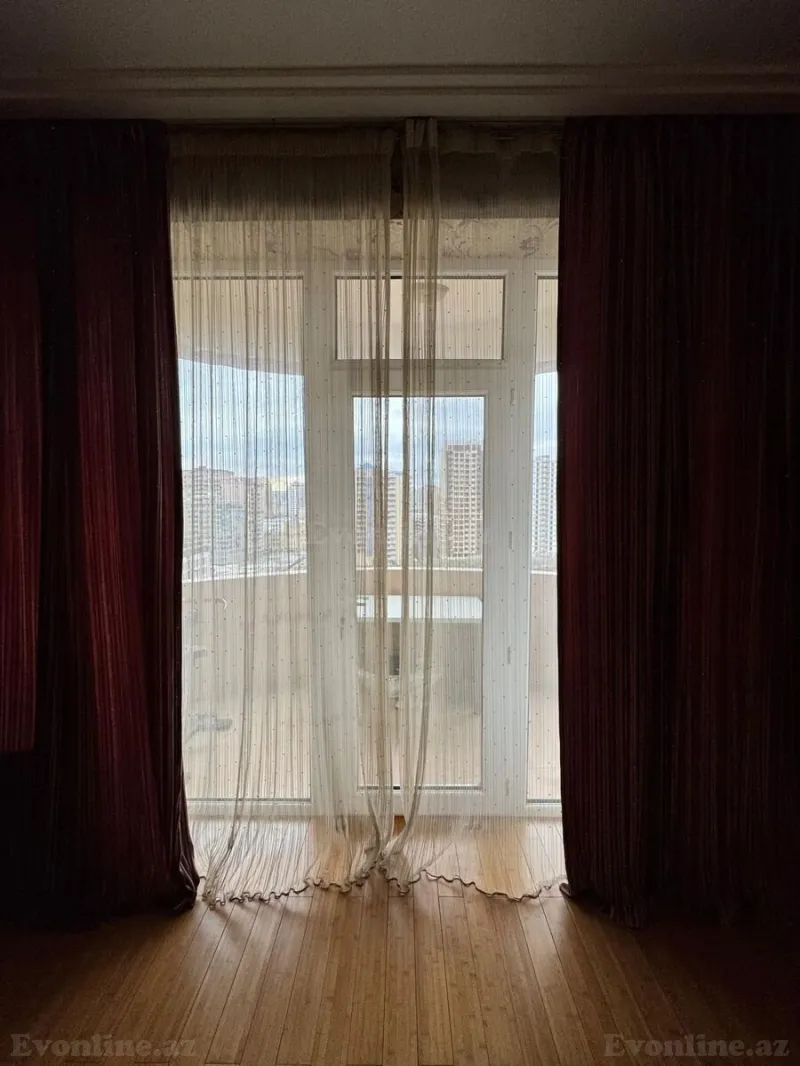 Satılır 4 otaqlı Mənzil Yeni tikili 200 m² Xətai m. - şəkil 12